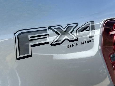 Used 2025 Ford F150 Lariat w/ Equipment Group 501A Mid AWD/4WD image 6