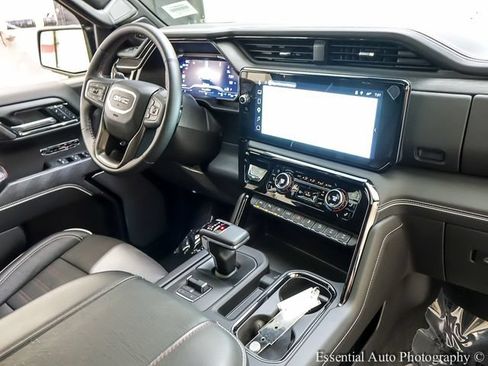 Certified 2025 GMC Sierra 1500 AT4X AWD/4WD image 28