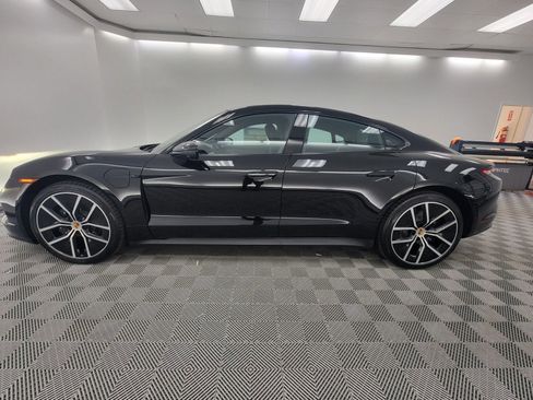 New 2025 Porsche Taycan image 2