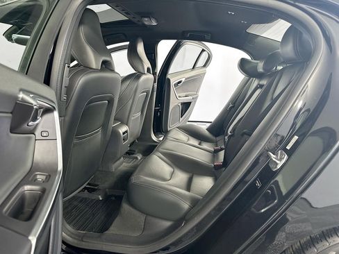 Used 2016 Volvo S60 T6 image 31