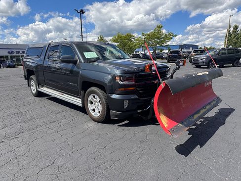Used 2017 Chevrolet Silverado 1500 LT w/ All Star Edition AWD/4WD image 1