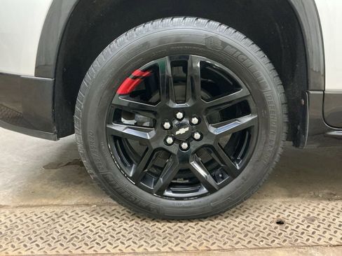 Used 2019 Chevrolet Traverse Premier w/ Redline Edition image 38