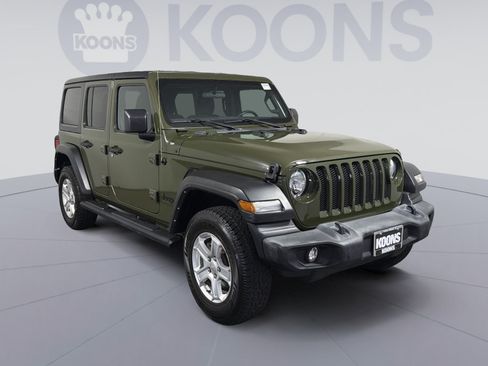 Used 2023 Jeep Wrangler Unlimited Sport AWD/4WD image 10