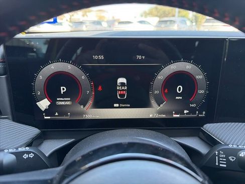 Certified 2025 Nissan Kicks SR image 11