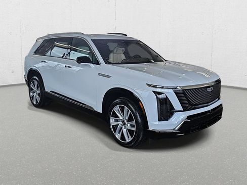 New 2026 Cadillac Vistiq Luxury w/ LPO, Floor Liner Package image 3