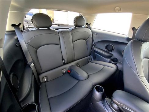 Certified 2024 MINI Cooper S image 27