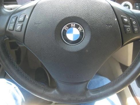 Used 2011 BMW 328i xDrive 328i xDrive AWD 4dr Sedan image 20