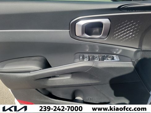 New 2026 Kia Sorento LX FWD image 16