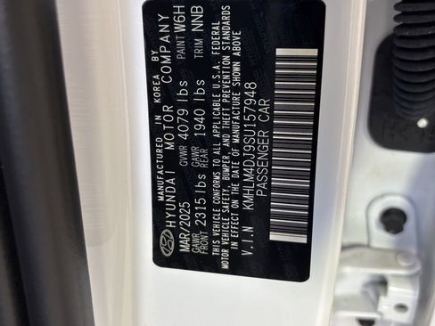 New 2025 Hyundai Elantra SEL FWD image 10