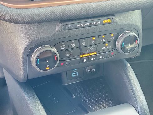 Used 2022 Ford Bronco Sport Outer Banks w/ Tech Package AWD/4WD image 25