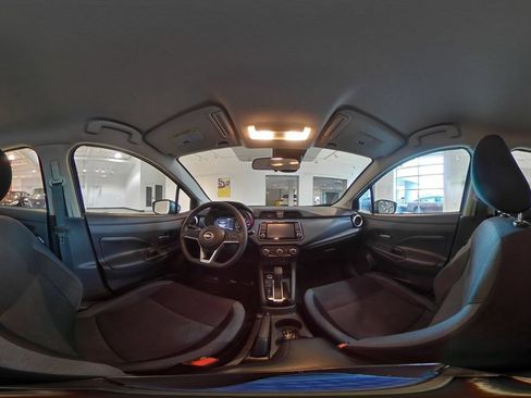 Used 2025 Nissan Versa SV FWD image 41