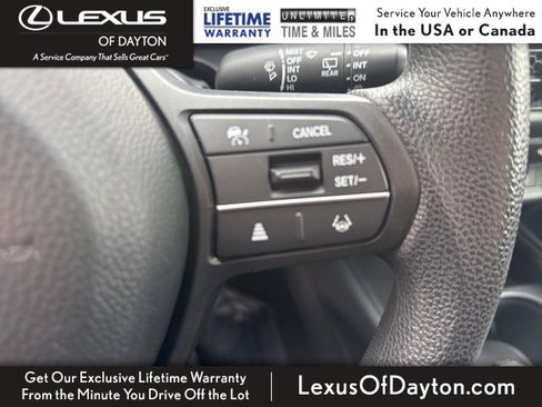 Used 2023 Honda HR-V LX image 17