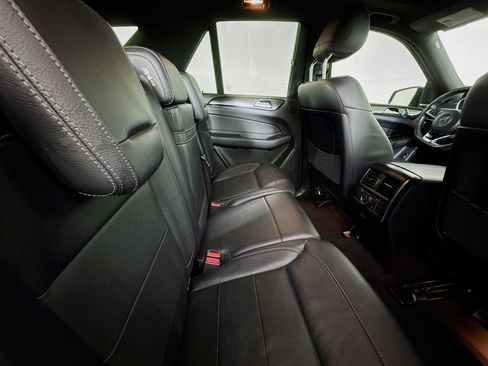 Used 2018 Mercedes-Benz GLE 43 AMG 4MATIC image 25