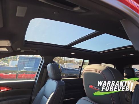 New 2026 Chevrolet Traverse Z71 w/ Enhanced Driving Package image 8