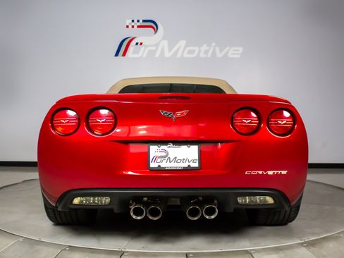 Used 2010 Chevrolet Corvette Grand Sport w/ Preferred Equipment Group RWD image 9