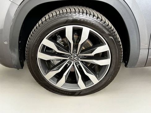 Used 2021 Volkswagen Atlas SEL Premium image 8