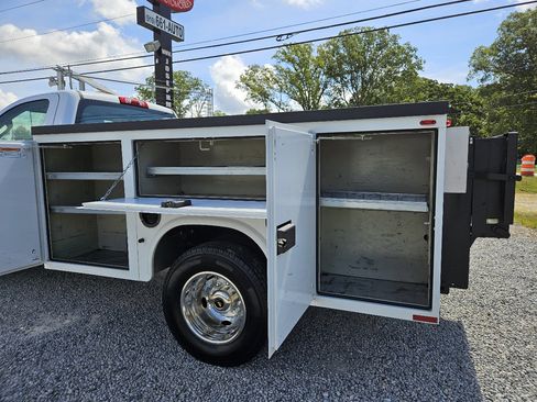 Used 2015 Chevrolet Silverado 3500 W/T image 10