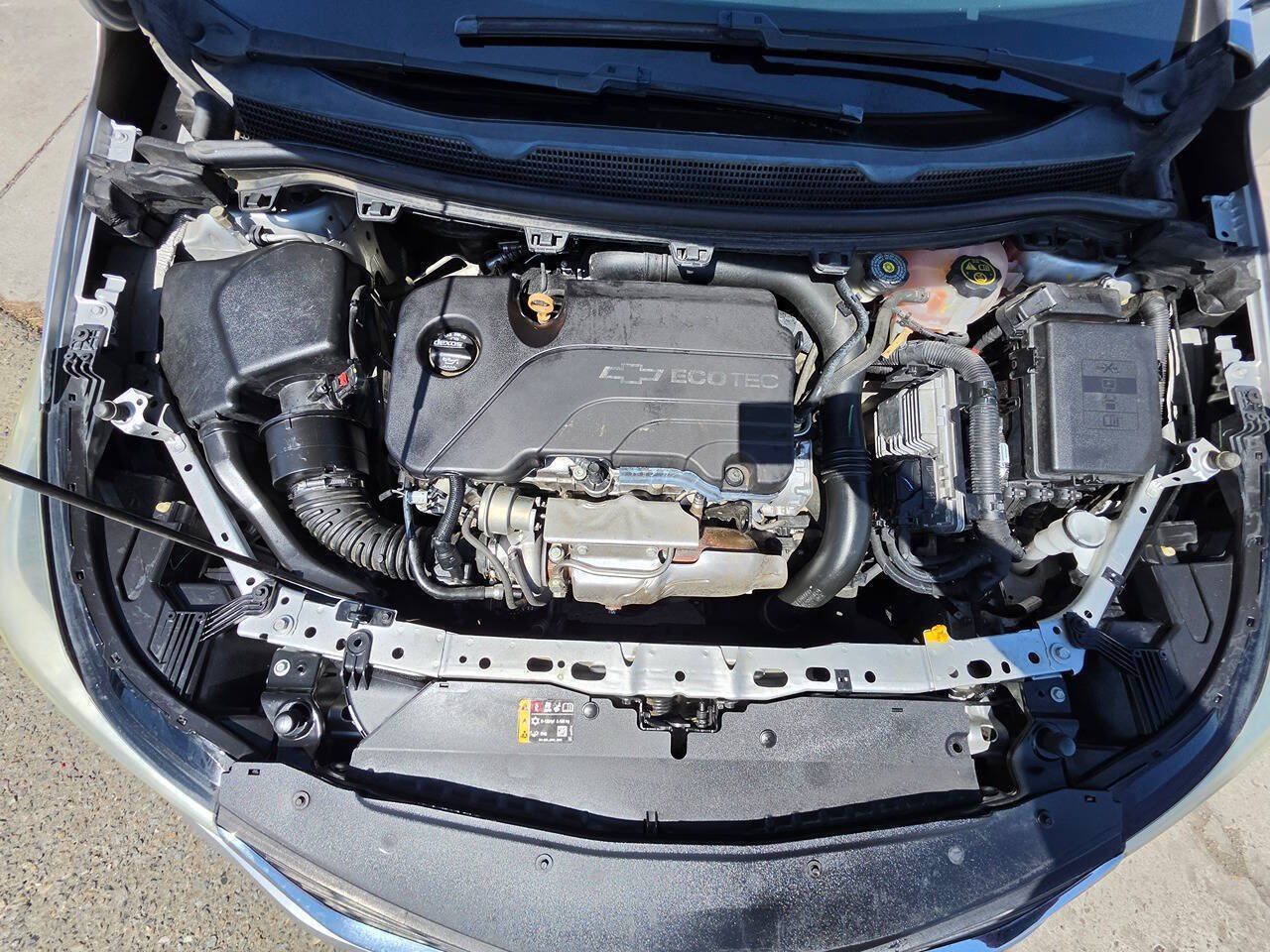 Used 2018 Chevrolet Cruze LS FWD image 38