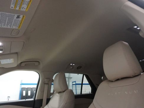 Used 2023 Ford Explorer Platinum w/ Technology Package image 23