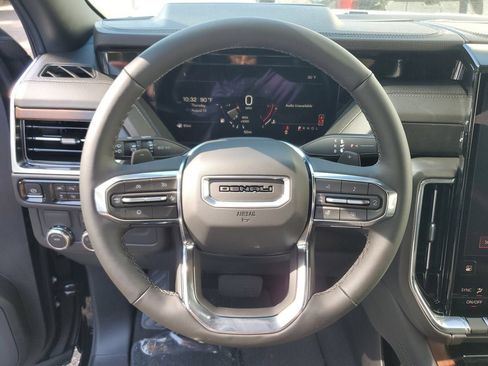 New 2026 GMC Yukon Denali RWD image 21