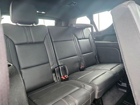 Used 2021 Chevrolet Suburban RST w/ Luxury Package AWD/4WD image 14