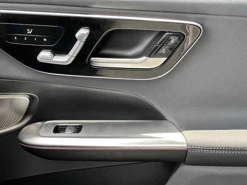 Certified 2026 Mercedes-Benz GLC 300 4MATIC image 36