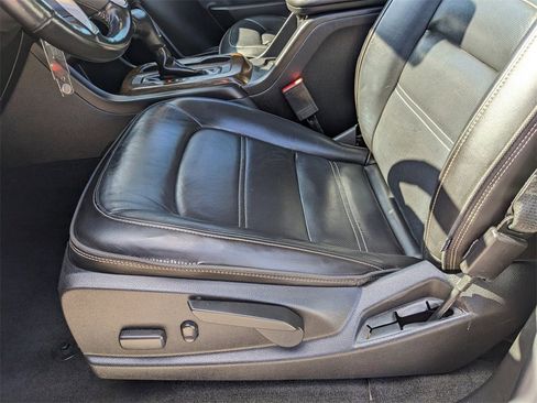 Used 2018 GMC Canyon Denali image 21