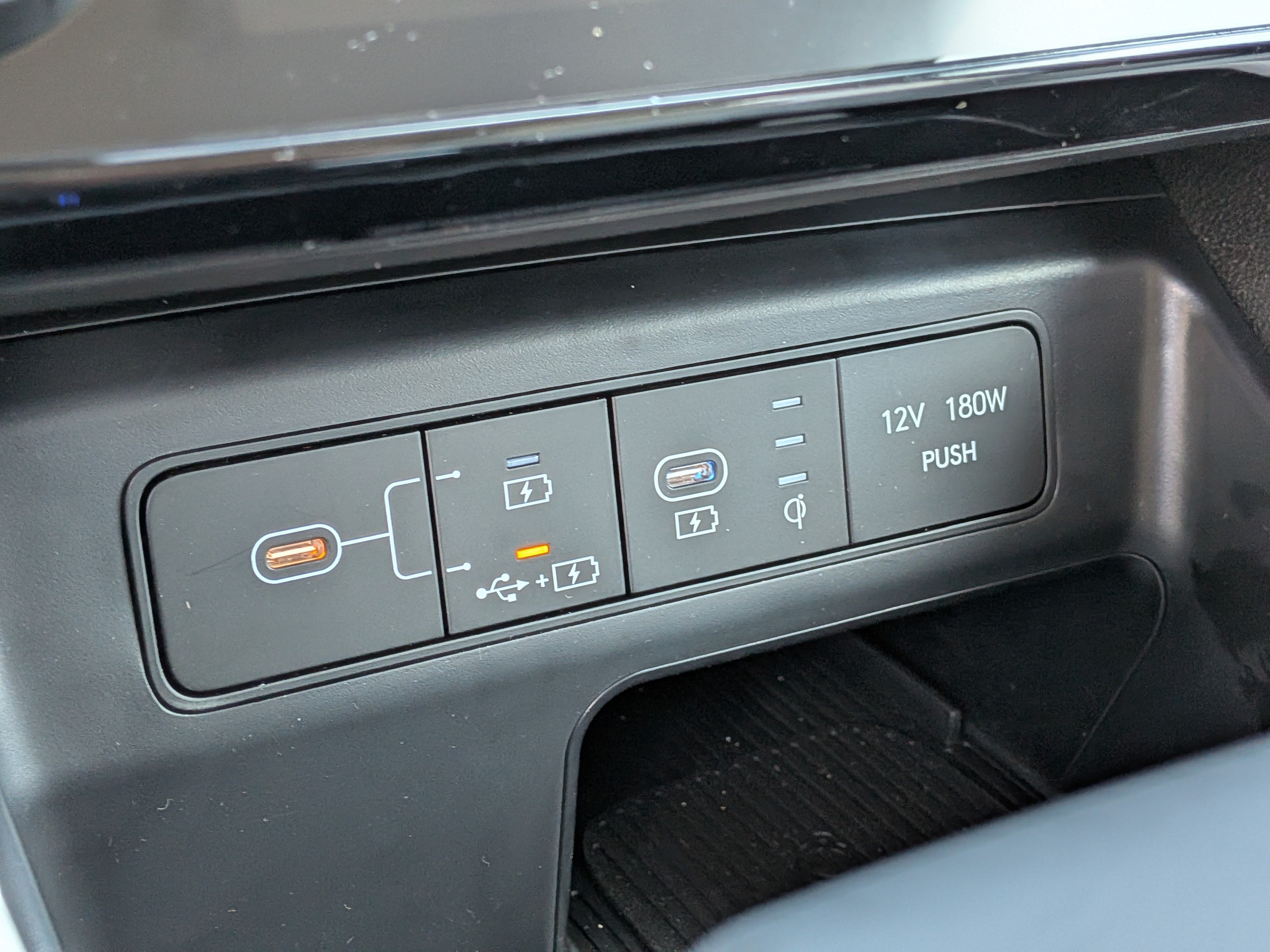 New 2026 Hyundai Tucson SEL FWD image 30