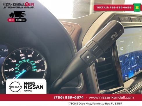 Used 2022 Ford F350 Platinum w/ FX4 Off-Road Package image 24