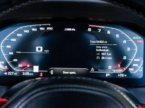 Used 2022 BMW M4 xDrive Competition w/ Executive Package image 14