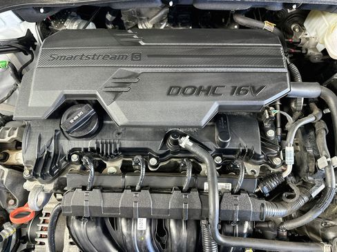 Used 2023 Hyundai Kona SE w/ Cargo Package image 27