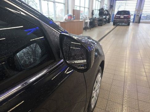 Used 2017 Nissan Sentra S image 6