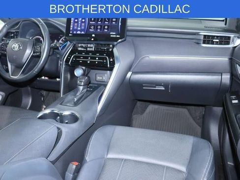 Used 2022 Toyota Venza Limited AWD/4WD image 28