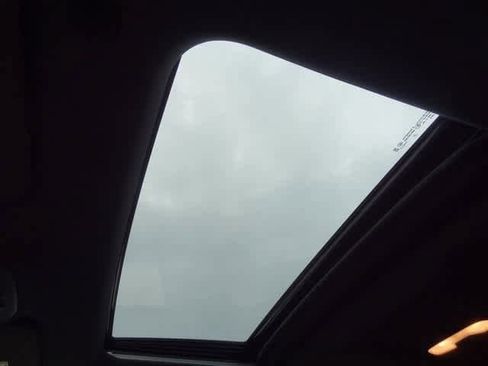 Used 2026 Chevrolet Colorado ZR2 w/ Technology Package image 10