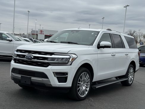 Used 2024 Ford Expedition Max Limited image 13