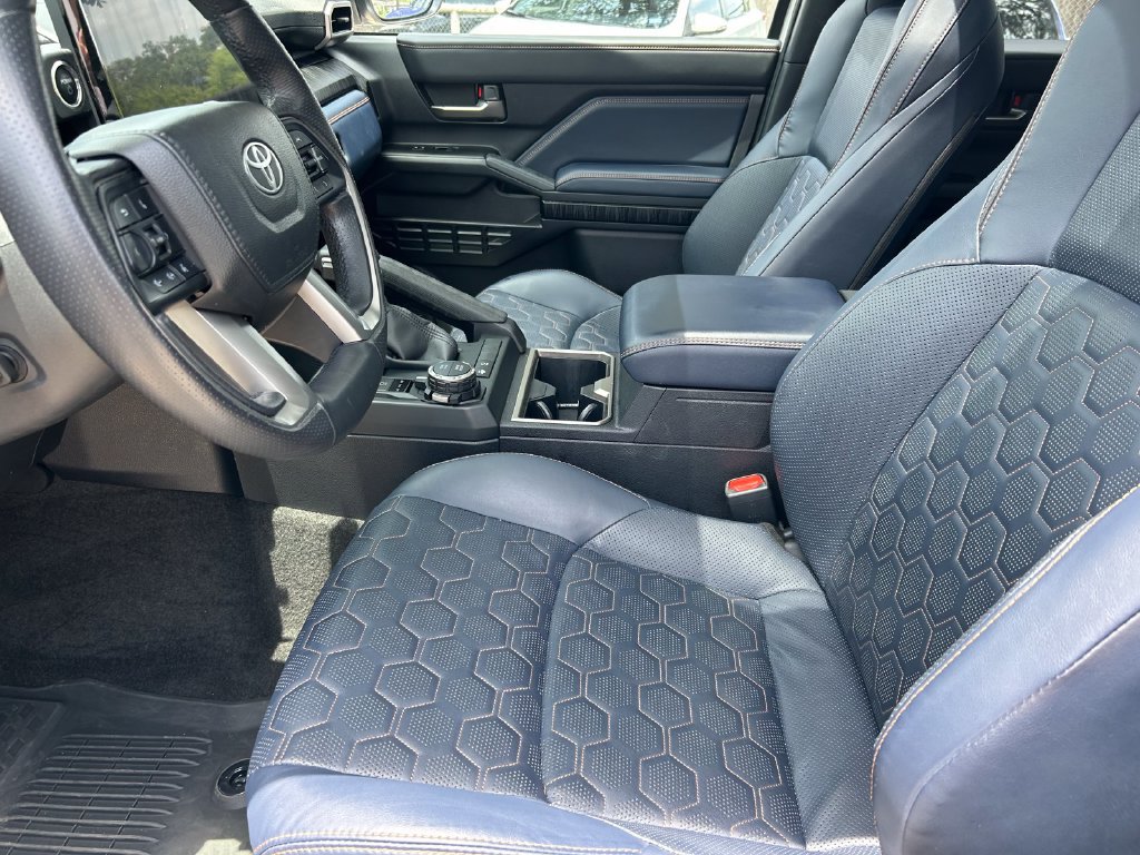 Certified 2025 Toyota 4Runner Platinum AWD/4WD image 11