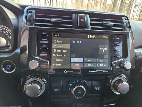 Used 2021 Toyota 4Runner TRD Off-Road Premium image 15