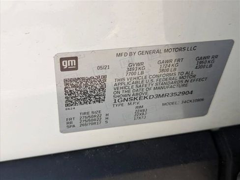 Used 2021 Chevrolet Suburban RST w/ Luxury Package AWD/4WD image 27