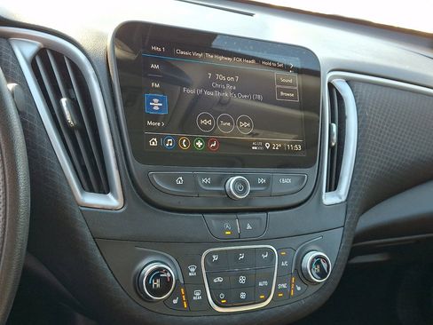 Used 2023 Chevrolet Malibu LT image 27