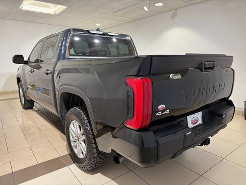 Used 2023 Toyota Tundra SR5 w/ SR5 Convenience Package AWD/4WD image 3