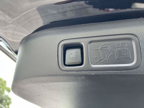 Certified 2023 Lincoln Navigator L Reserve AWD/4WD image 5