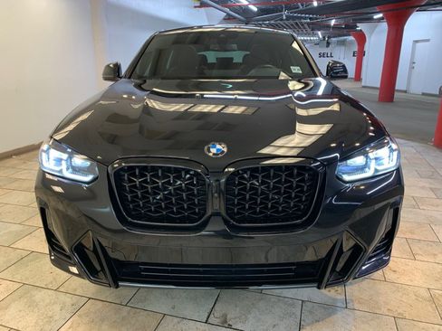 Used 2024 BMW X4 xDrive30i w/ Premium Package AWD/4WD image 3