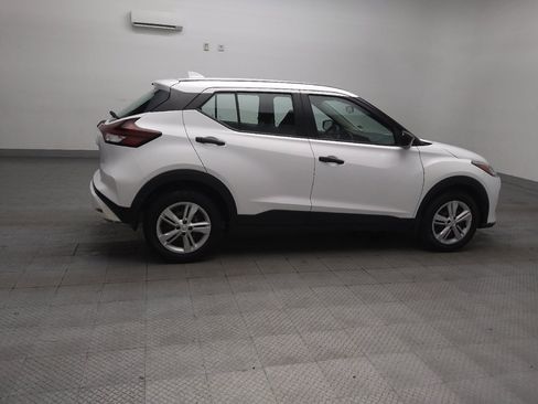 Used 2024 Nissan Kicks S FWD image 10