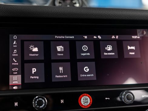 Certified 2026 Porsche Macan AWD/4WD image 49