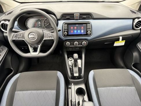 Used 2025 Nissan Versa SV w/ Trunk Package FWD image 15