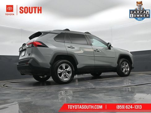Used 2022 Toyota RAV4 XLE w/ Convenience Package AWD/4WD image 37