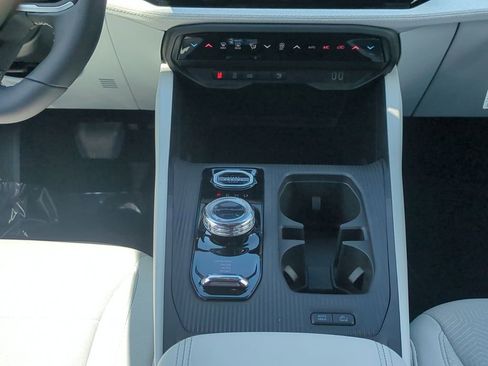 New 2026 Jeep Cherokee Laredo image 19