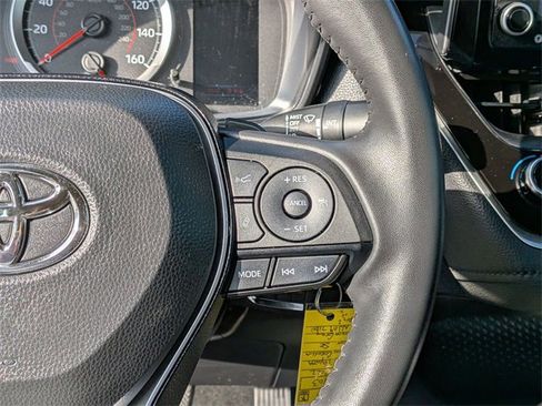 Used 2022 Toyota Corolla SE image 17
