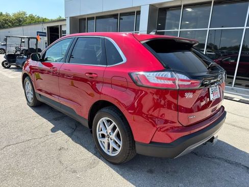 Used 2024 Ford Edge SEL w/ Convenience Package AWD/4WD image 5
