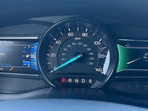 Used 2016 Ford Explorer XLT w/ Equipment Group 202A AWD/4WD image 18